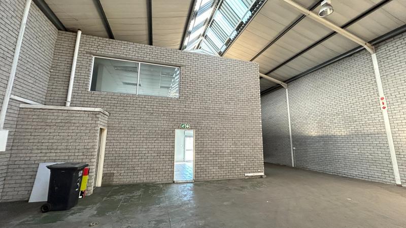 To Let commercial Property for Rent in Montague Gardens Western Cape